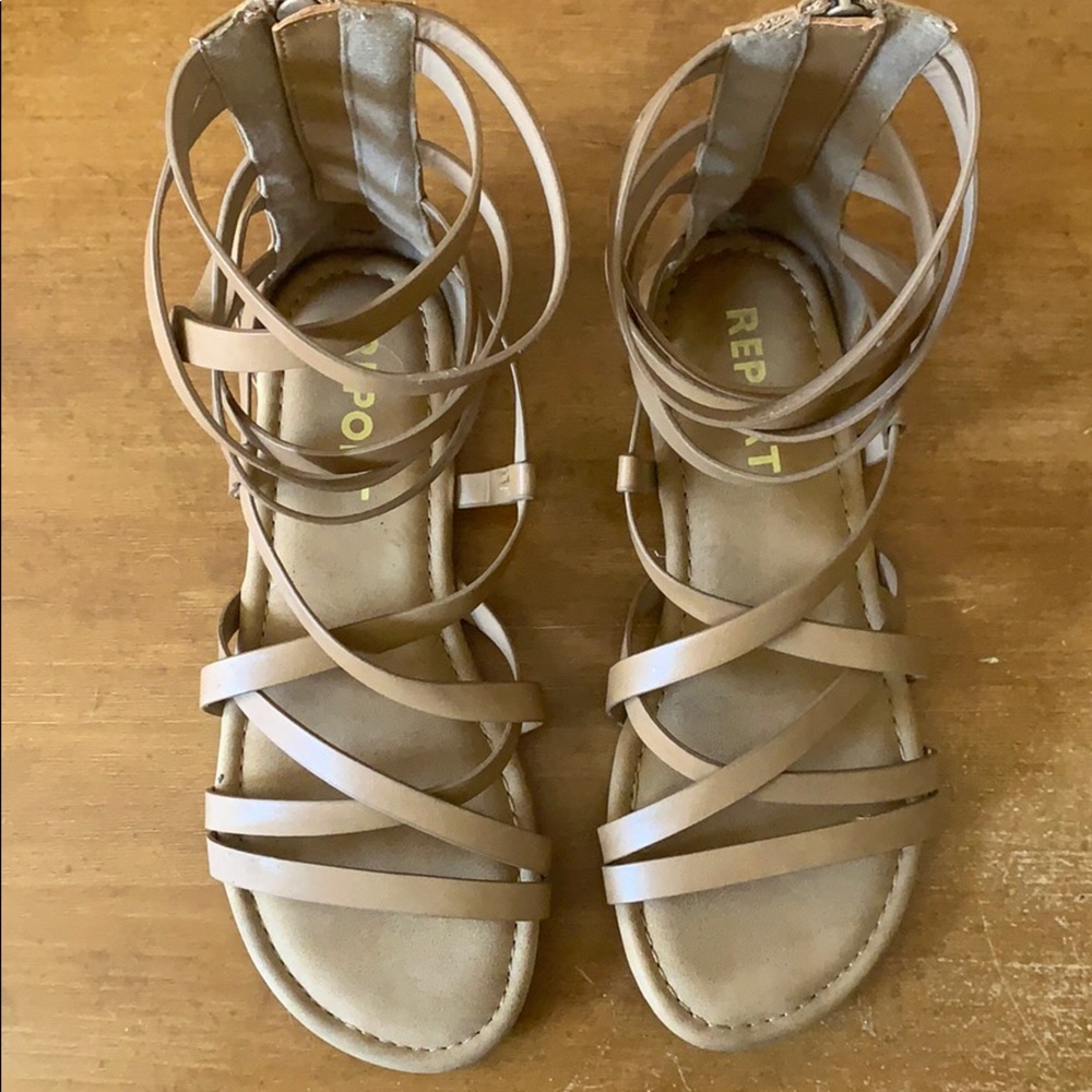 Report Gladiator Sandals